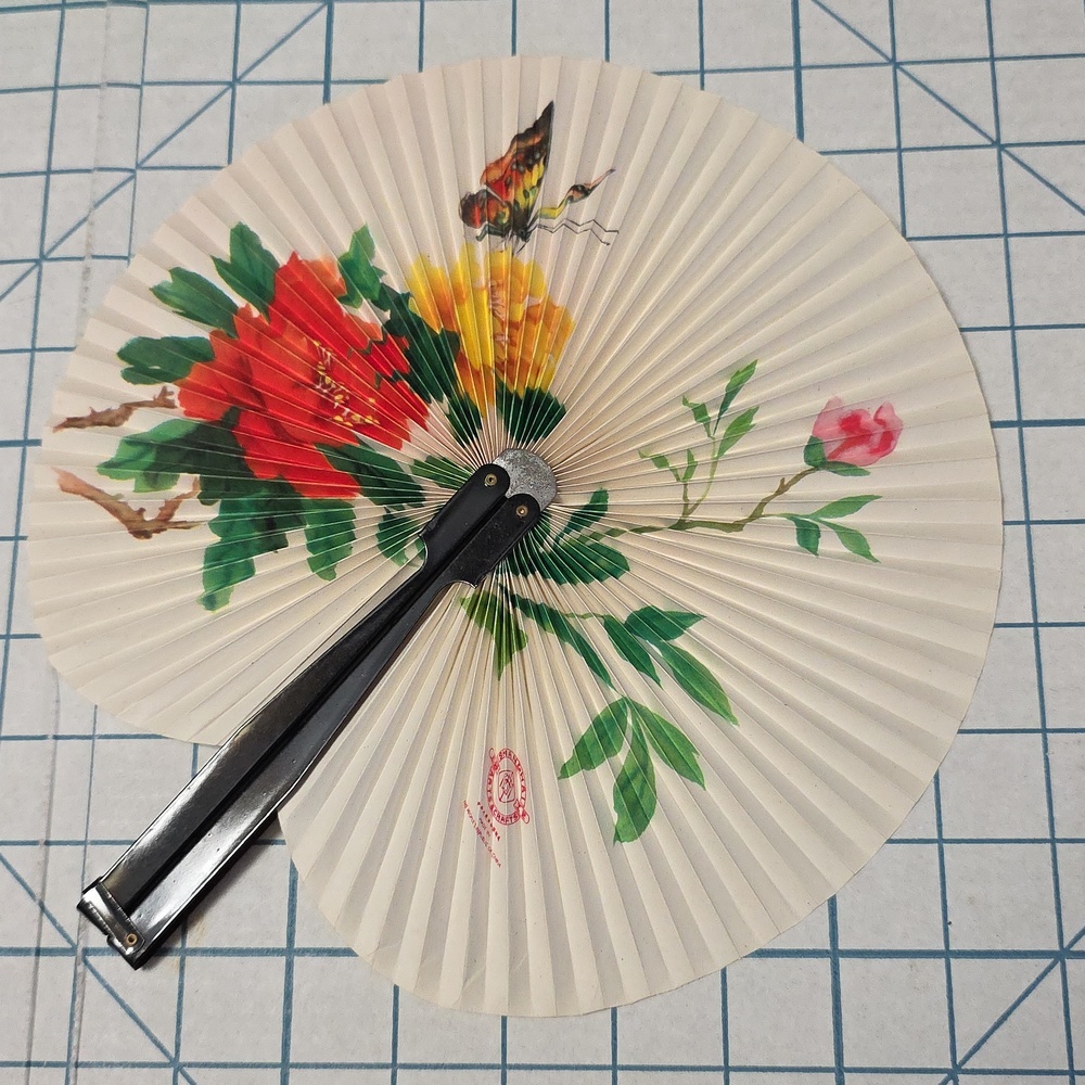 Chinese Paper Folding Hand Fan W/Metal Handle, Vintage Mid-Century, 39